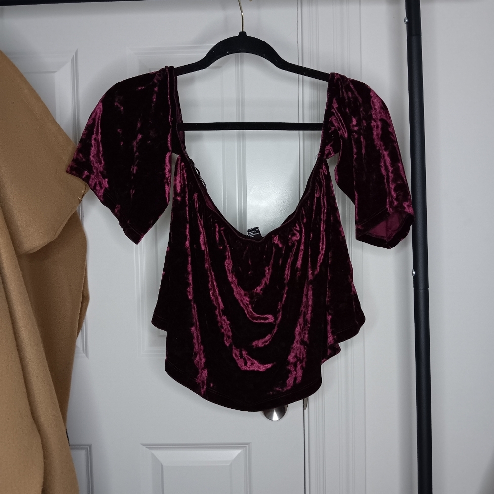 Forever 21 off the shoulder crop top